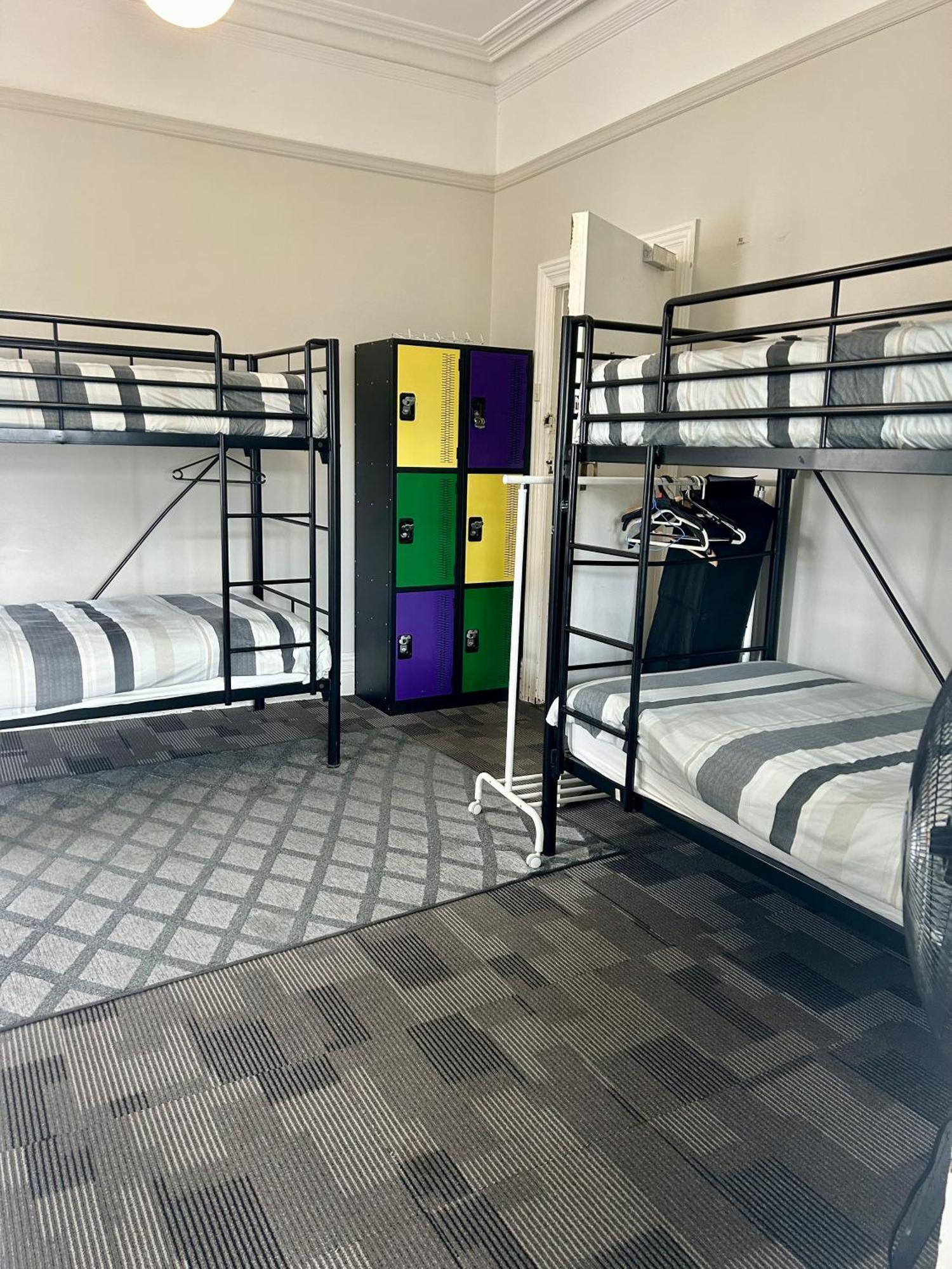 Manly Bunkhouse Hostel Sydney Buitenkant foto
