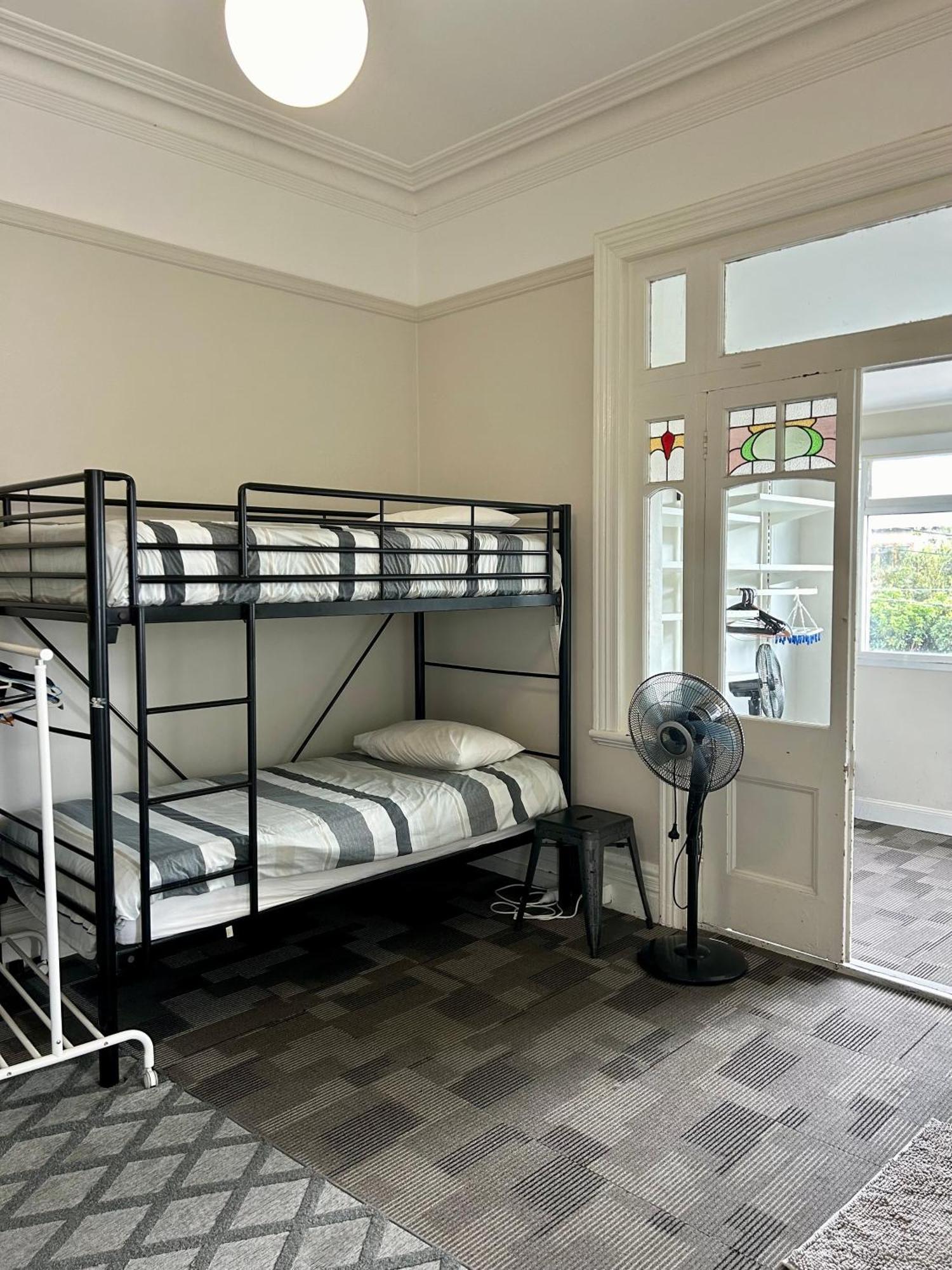 Manly Bunkhouse Hostel Sydney Buitenkant foto