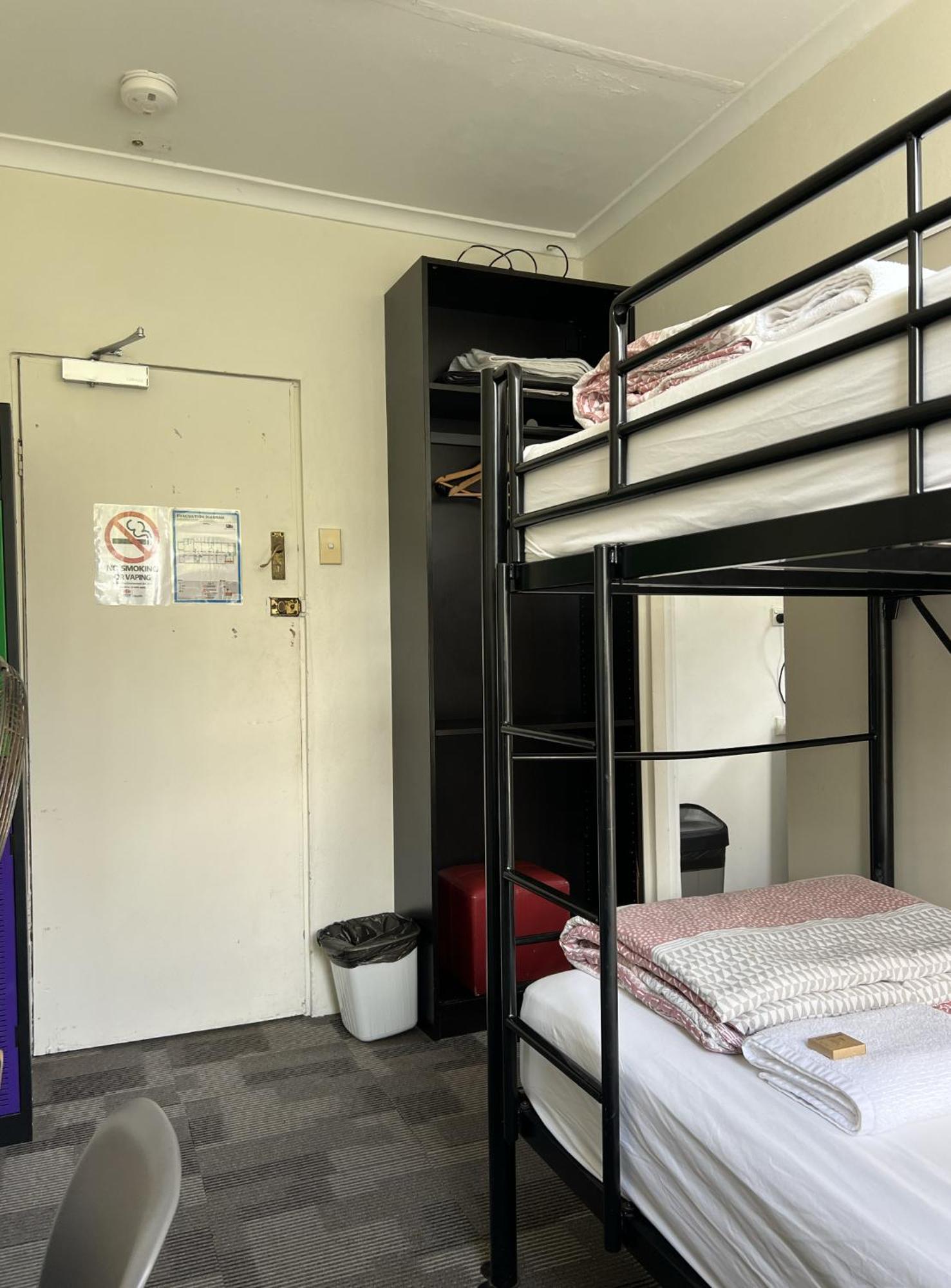 Manly Bunkhouse Hostel Sydney Buitenkant foto